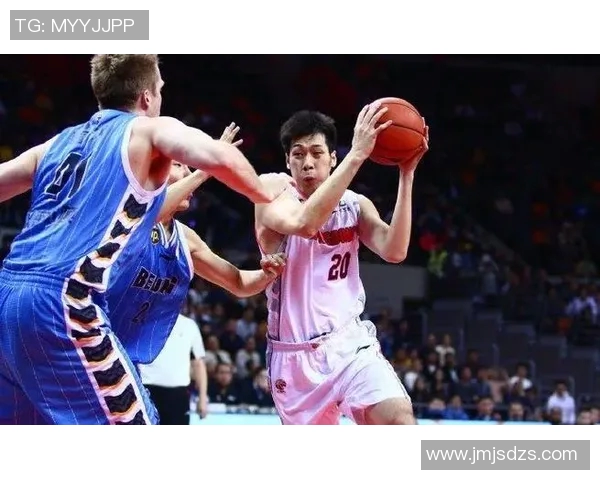 任骏飞领衔广东男篮再创辉煌助力球队征战新赛季的精彩表现与期待